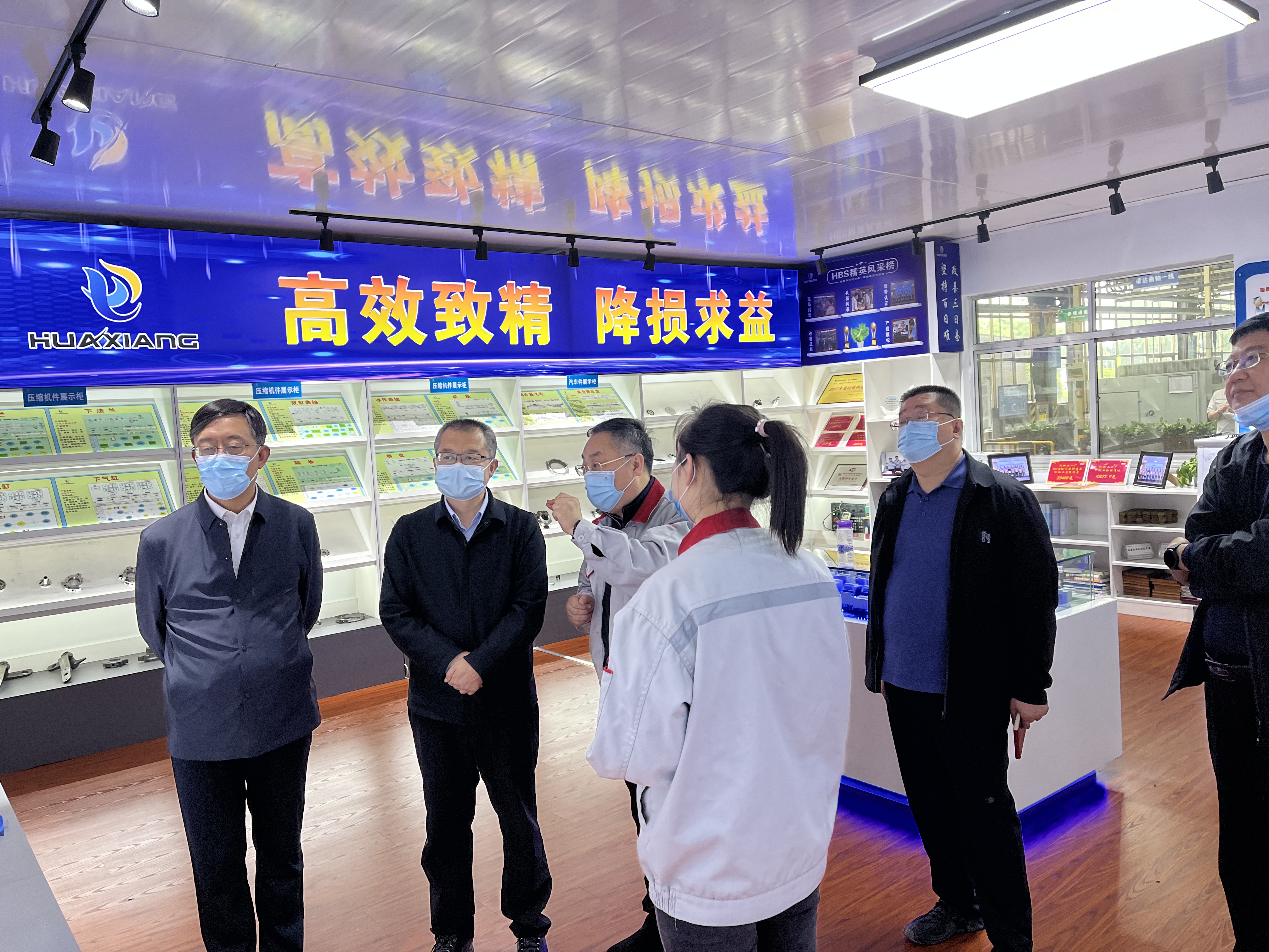 縣委常委、紀(jì)委書記、監(jiān)委主任張朝暉一行來我司就包聯(lián)項(xiàng)目進(jìn)行調(diào)研