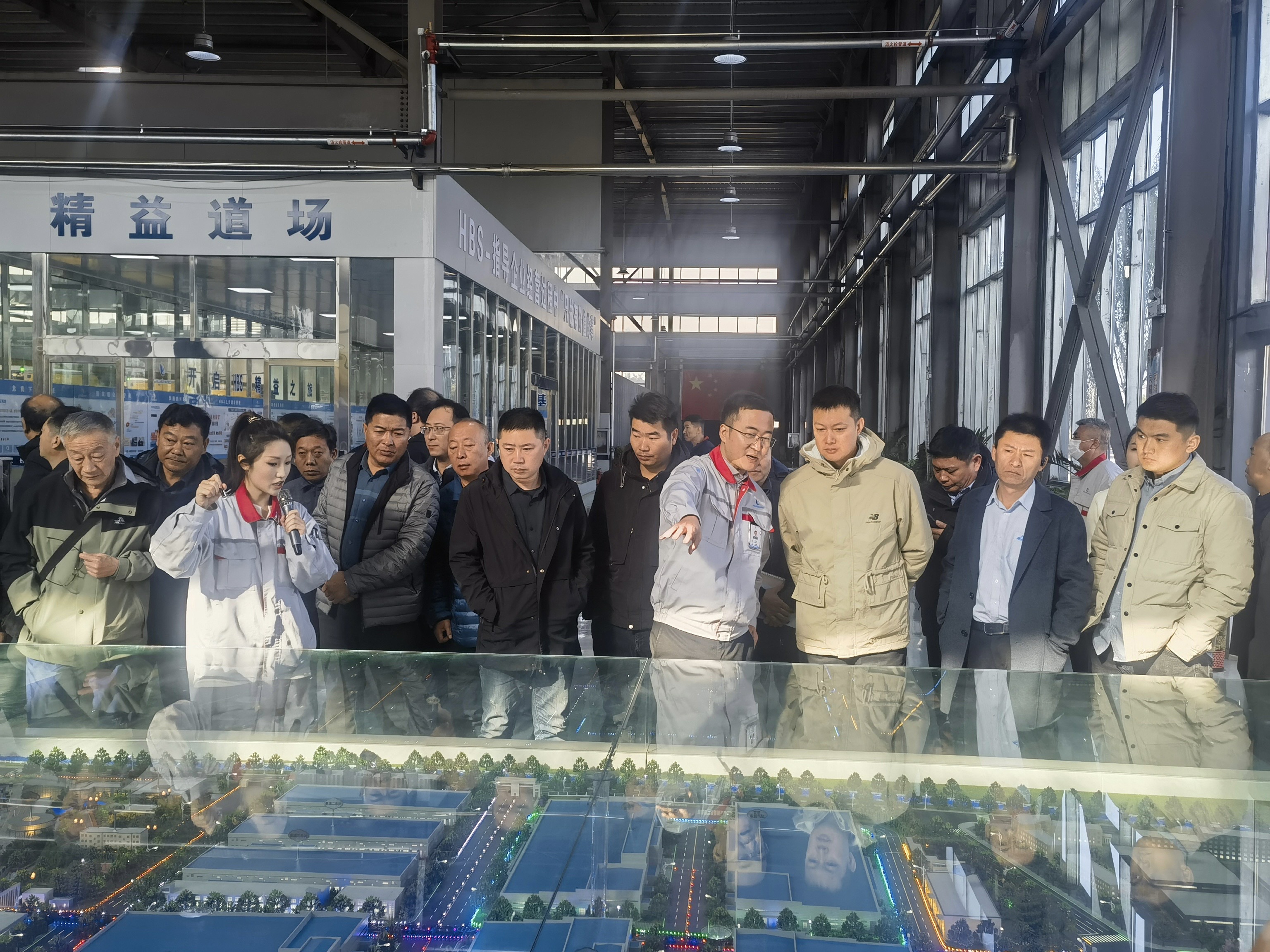 山東鑄造協(xié)會組織相關(guān)企業(yè)蒞臨我司參觀調(diào)研，共促行業(yè)繁榮發(fā)展